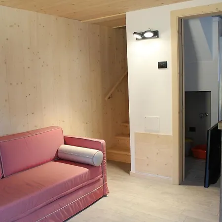 La Pezina 2 Apartment *